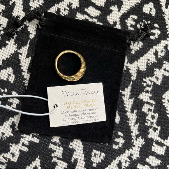 Mia Fiore Made In Italy 18kt Gold Plated Puffed Croissant Ring - Picture 4 of 5